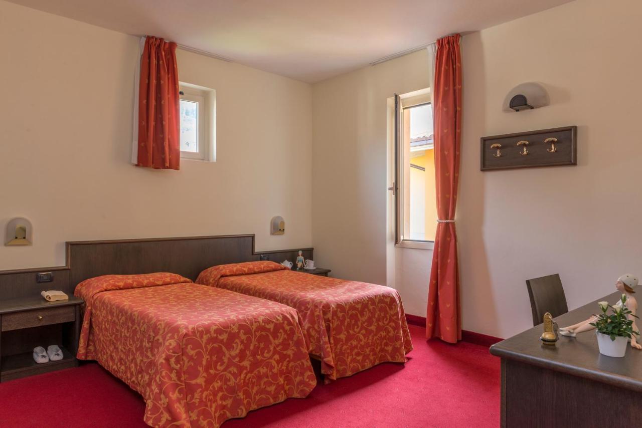 Hotel Drago - Garda Lake Collection Brenzone sul Garda Εξωτερικό φωτογραφία